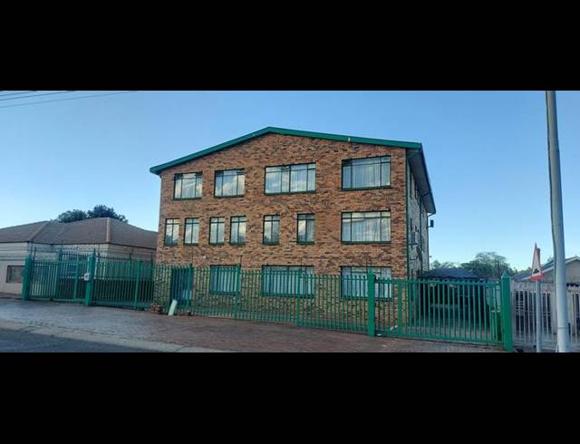 3 BEDROOM PROPERTY TO RENT IN LAUDIUM